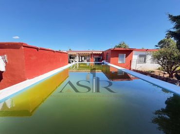 Villa con piscina in vendita a Carrer Forn de Carrascosa
