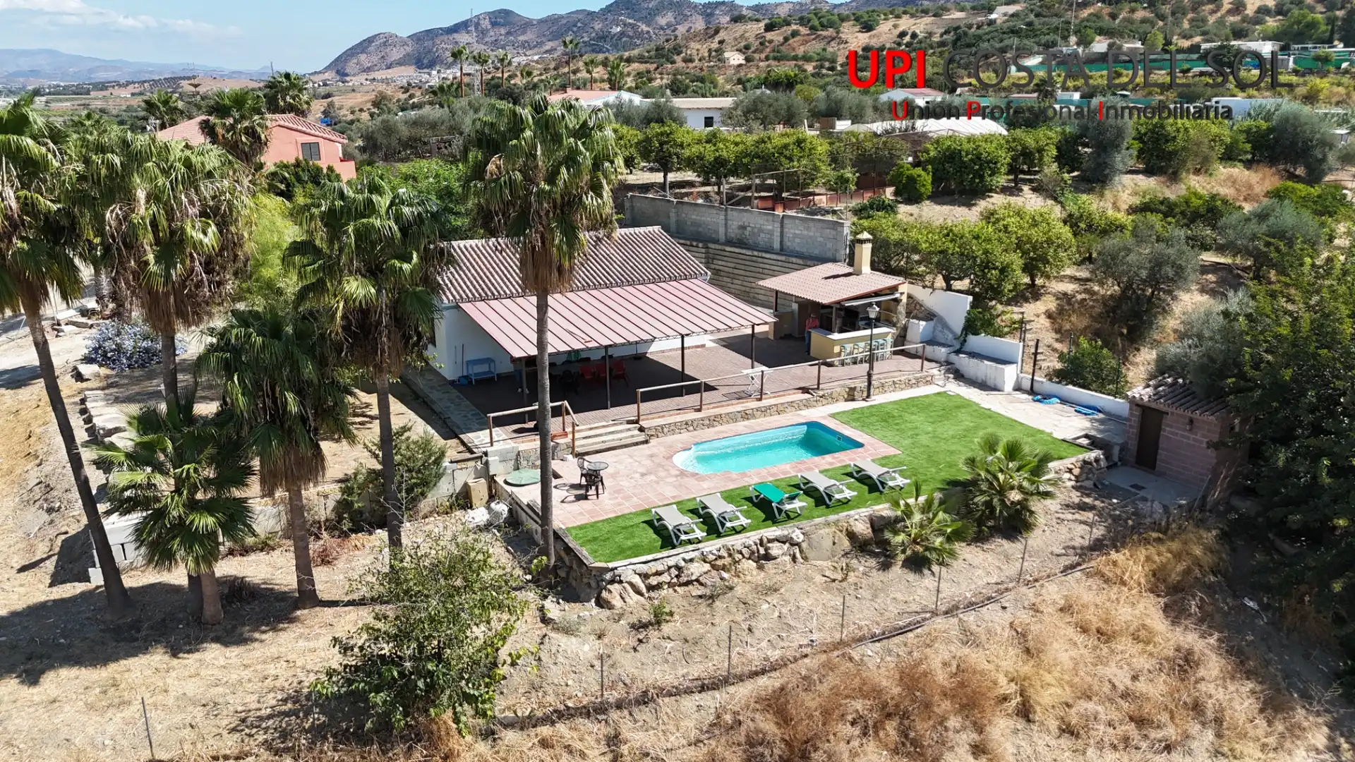 Vista exterior de Finca rústica en venta en Cártama con Aire acondicionado, Jardín privado y Terraza