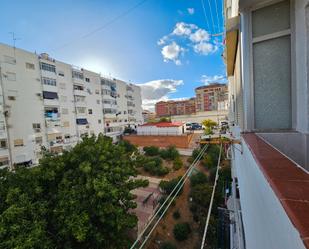 Vista exterior de Pis en venda en Marbella amb Terrassa