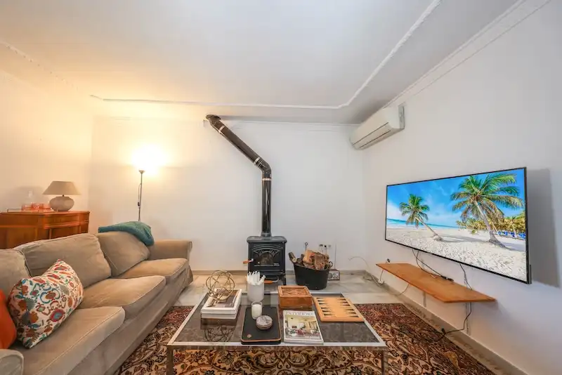 Sala d'estar de Casa o xalet en venda en Guaro amb Jardí privat i Piscina
