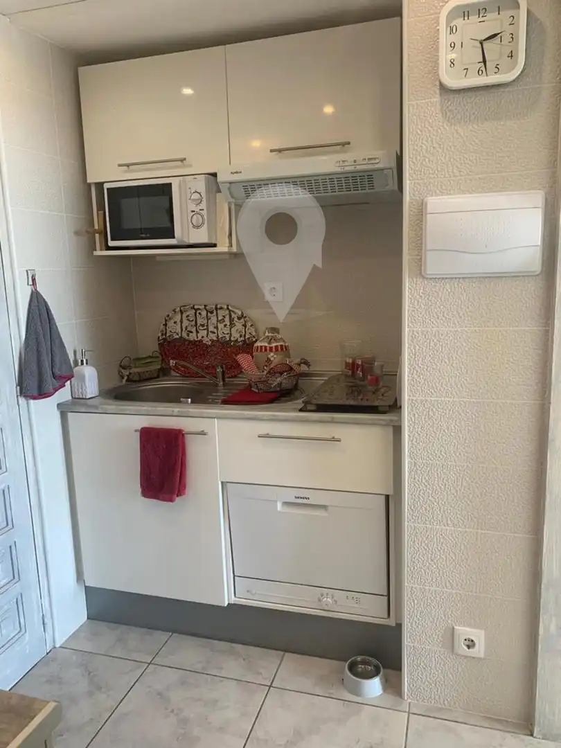 Küche von Wohnung zum Verkauf in Roses mit Klimaanlage, Heizung und Terrasse