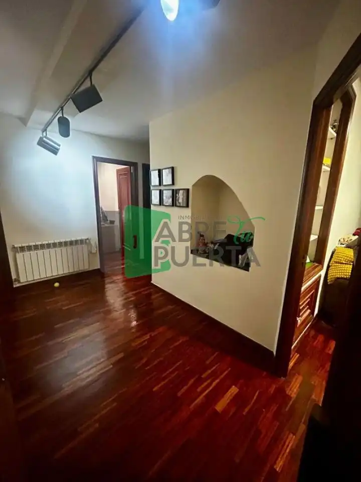 Flat for sale in Casco Viejo, imagen 3