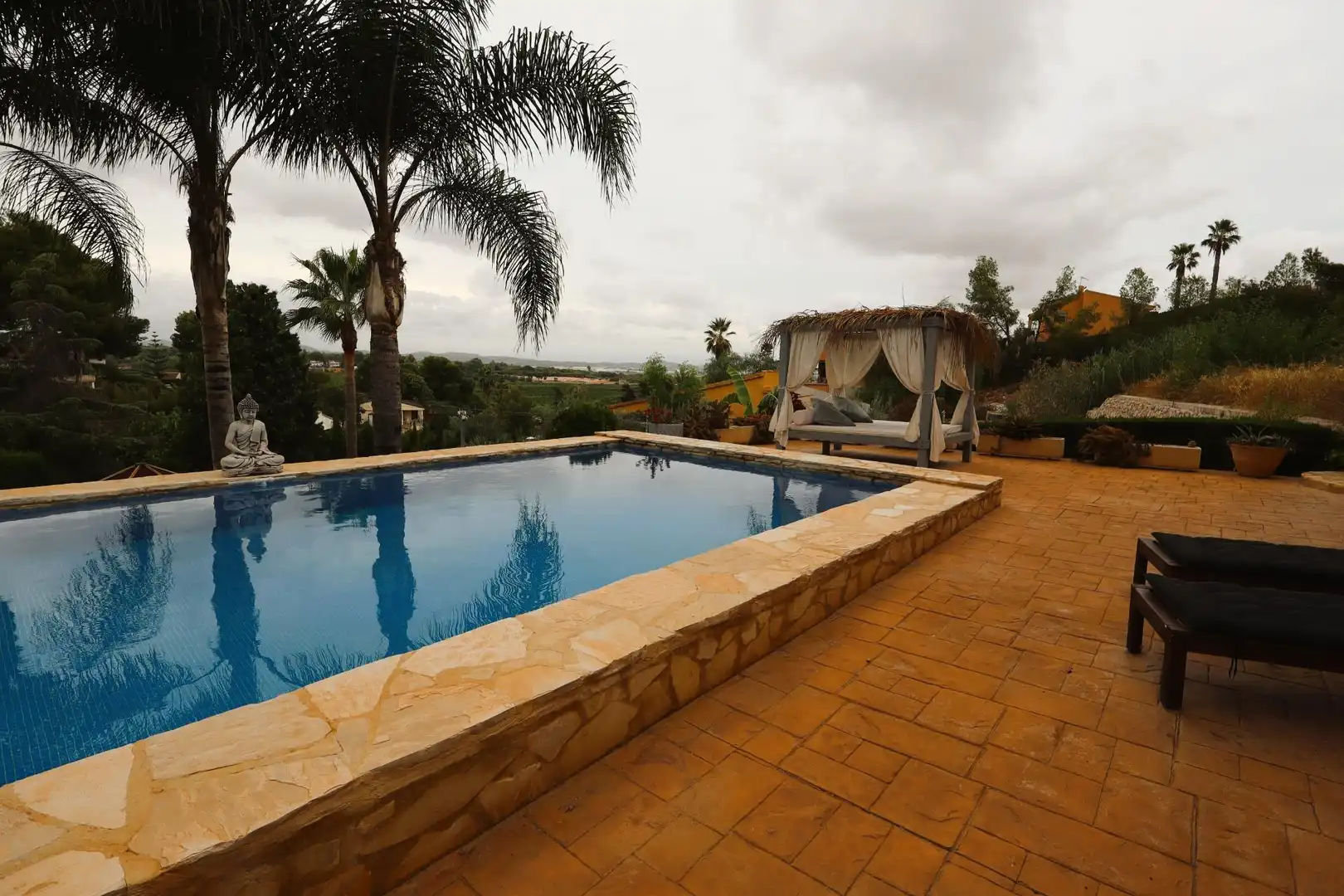 Chalet con piscina en venta en Calle PINOS, imagen 31