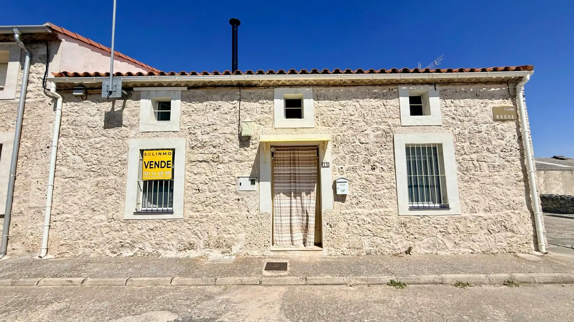 Vista exterior de Casa o chalet en venta en Cozuelos de Fuentidueña con Alarma