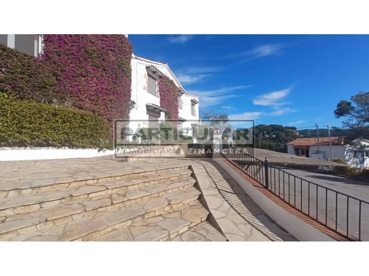 Mixed residential for sale in Calle Milà 1, imagen 4