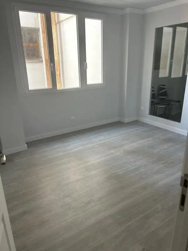 Bedroom of Office for sale in Valencia  with Heating