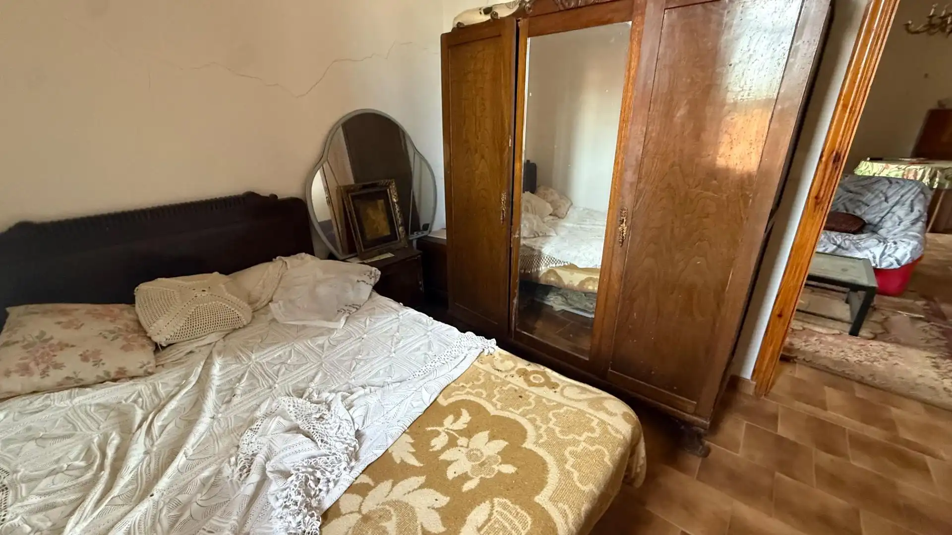 Dormitori de Casa o xalet en venda en Toén amb Jardí privat, Moblat i Balcó