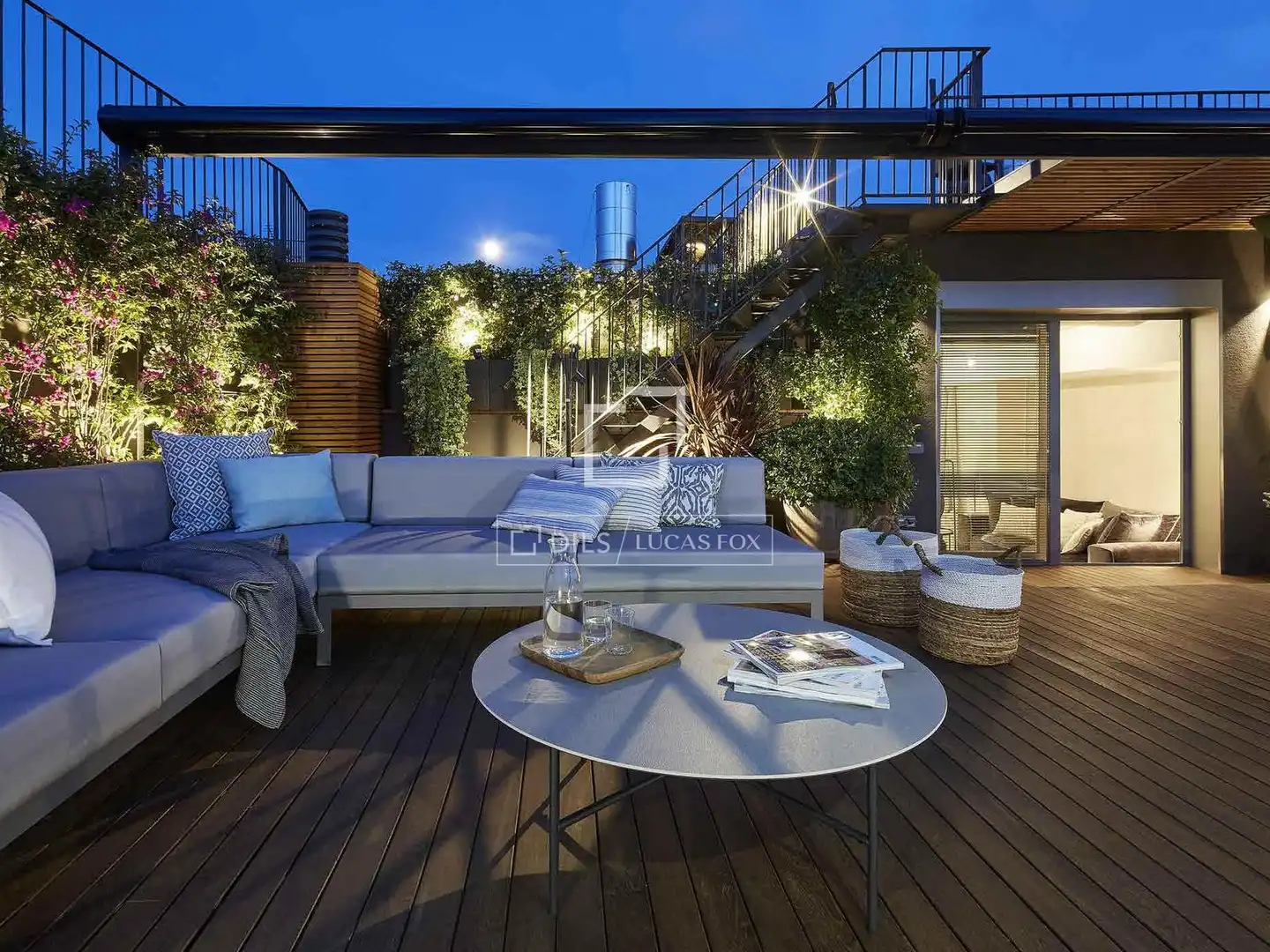 Terrasse von Dachboden zum Verkauf in Barcelona mit Klimaanlage, Heizung und Parkett