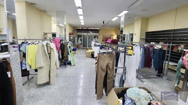 Local comercial en Venta en Las Vegas - El Pozanco - Adelfillas