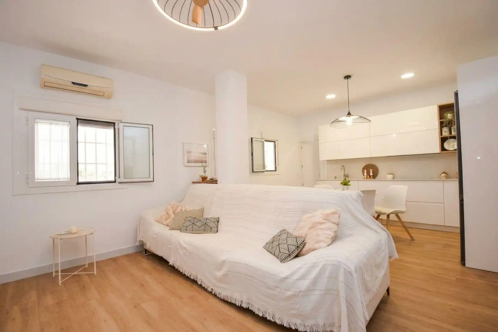 Living room of Flat for sale in El Ejido  with Air Conditioner, Heating and Private garden