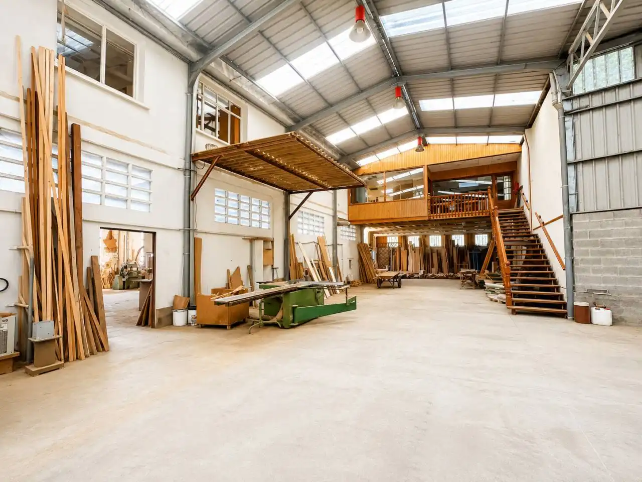 Industrial buildings for sale in Coristanco
