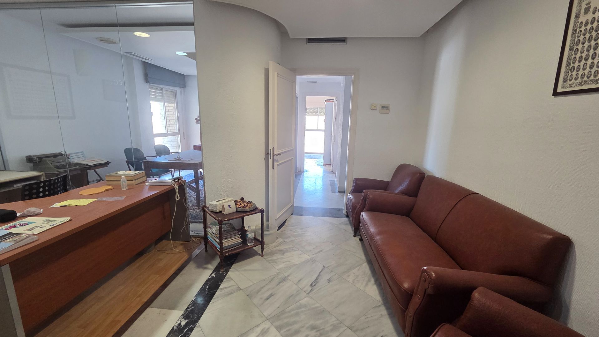 Office for sale in Jerez de la Frontera  with Air Conditioner
