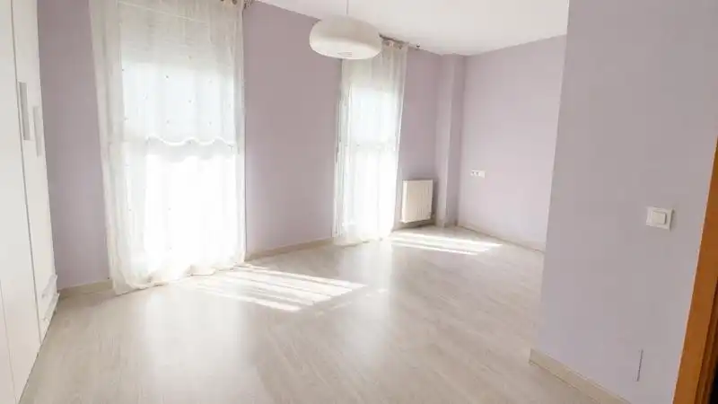 Habitación de Piso en venta en Málaga con Aire acondicionado, Calefacción y Terraza