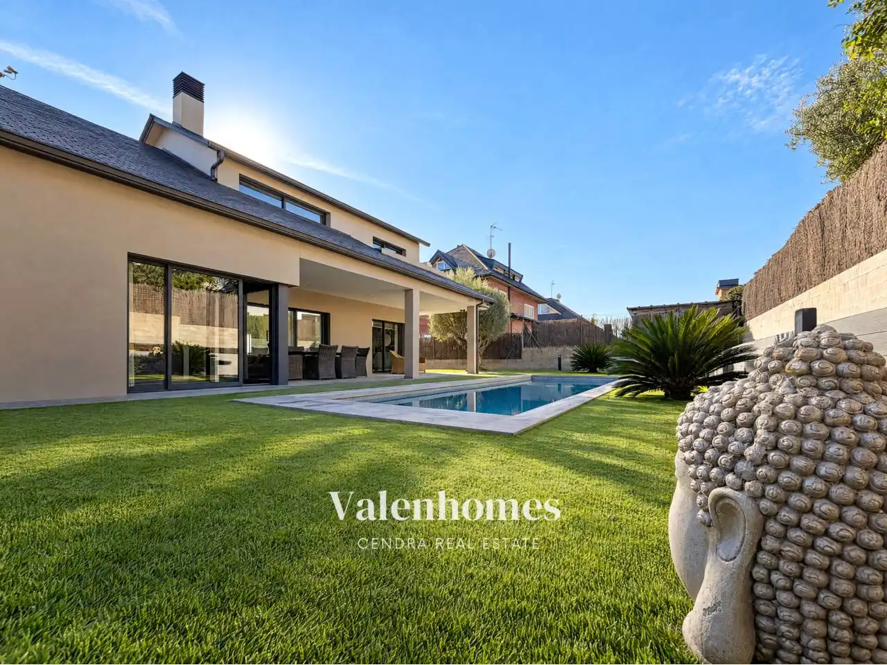 Casa con piscina in vendita a Palau-solità i Plegamans