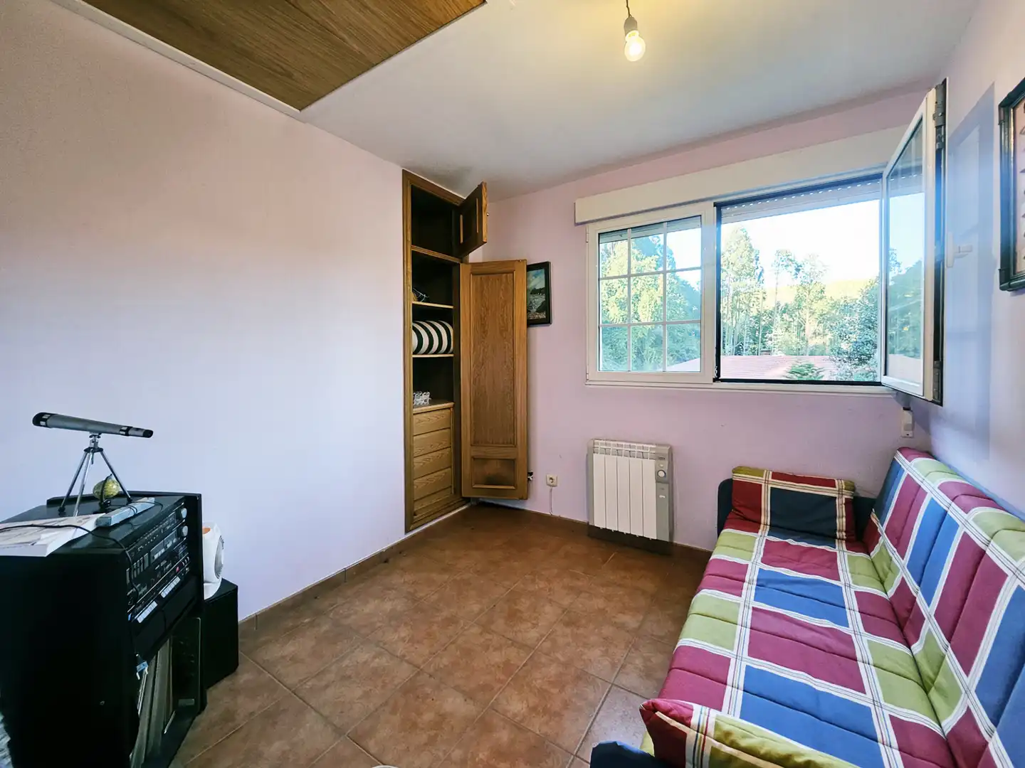Habitación de Casa o chalet en venta en Bergondo, A Coruña