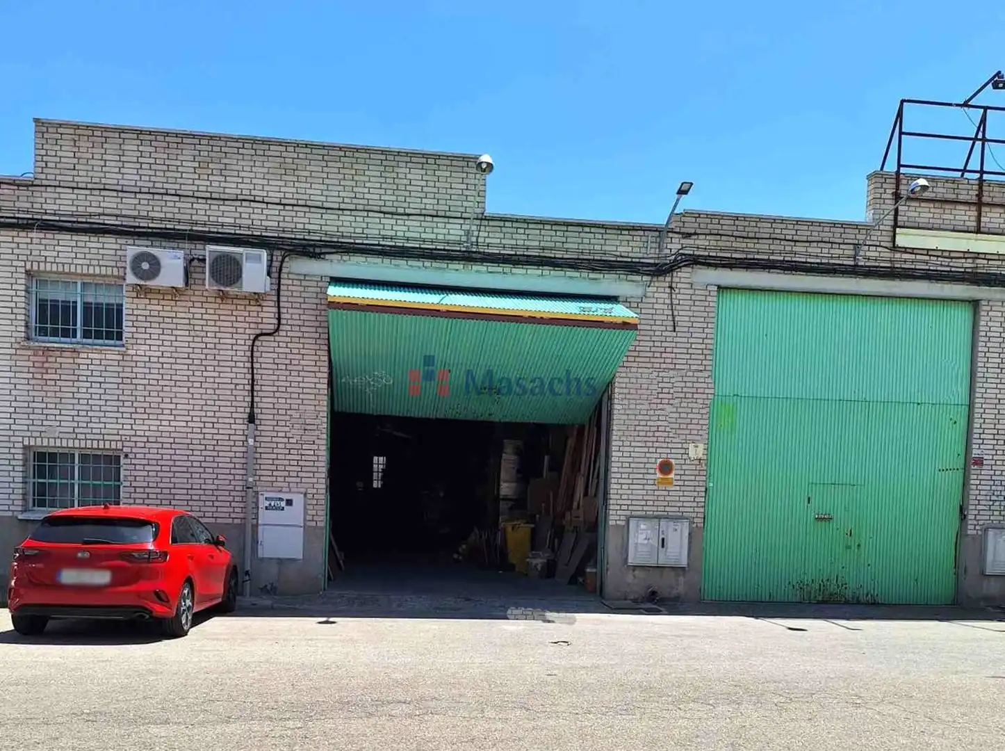 Nau industrial en venda a Humanes de Madrid