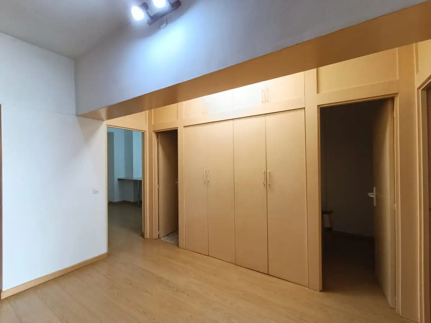 Wohnung zur Miete in Madrid mit Klimaanlage, Heizung und Parkett