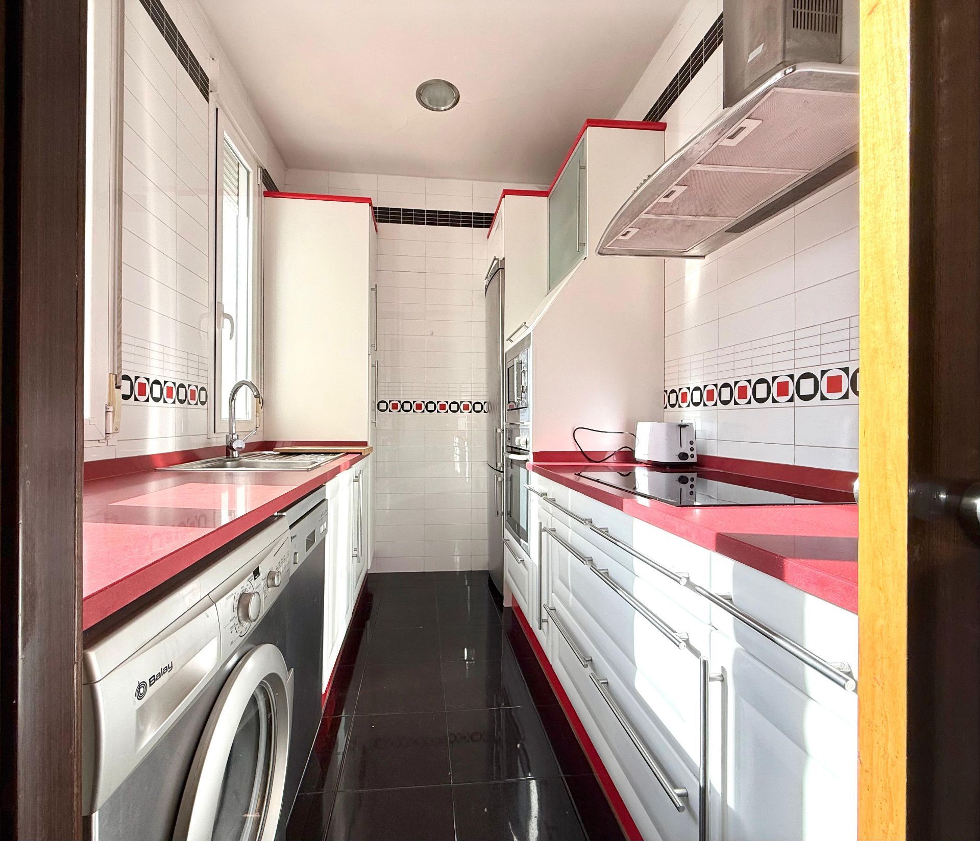 Kitchen of Flat to rent in  Madrid Capital  with Air Conditioner, Heating and Furnished