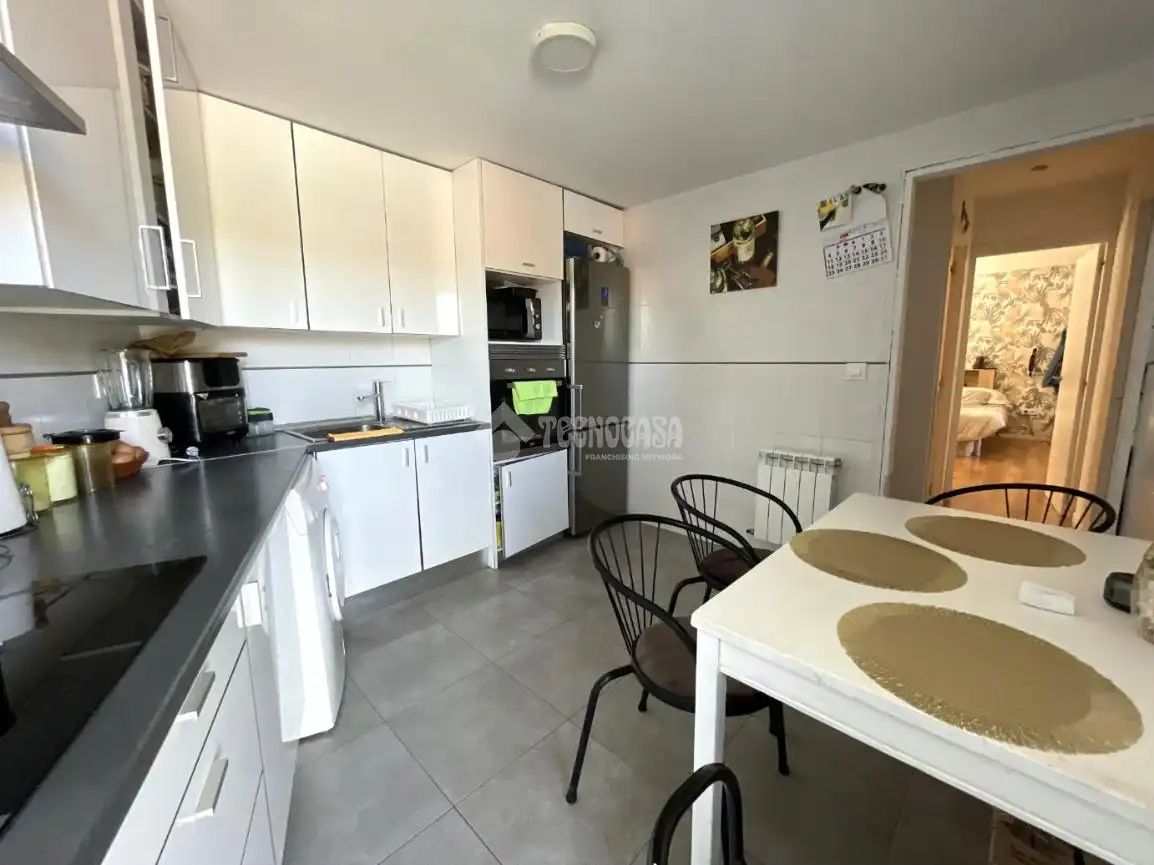 Cocina de Casa adosada en venta en Villalbilla con Jardín privado y Terraza