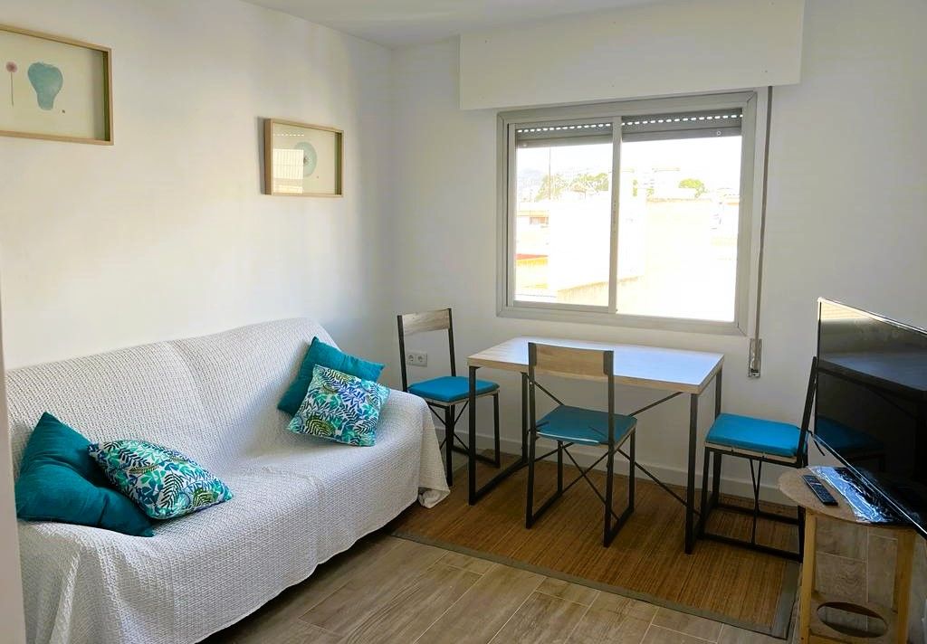 Dormitori de Apartament en venda en Mazarrón amb Moblat, Forn i Rentadora