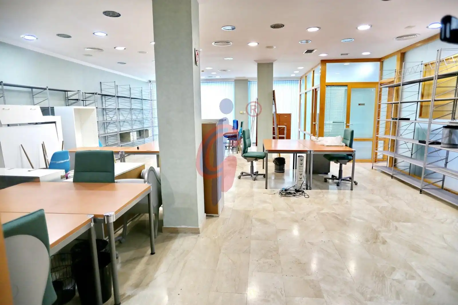 Commercial properties for sale in Guardamar del Segura  with Air Conditioner