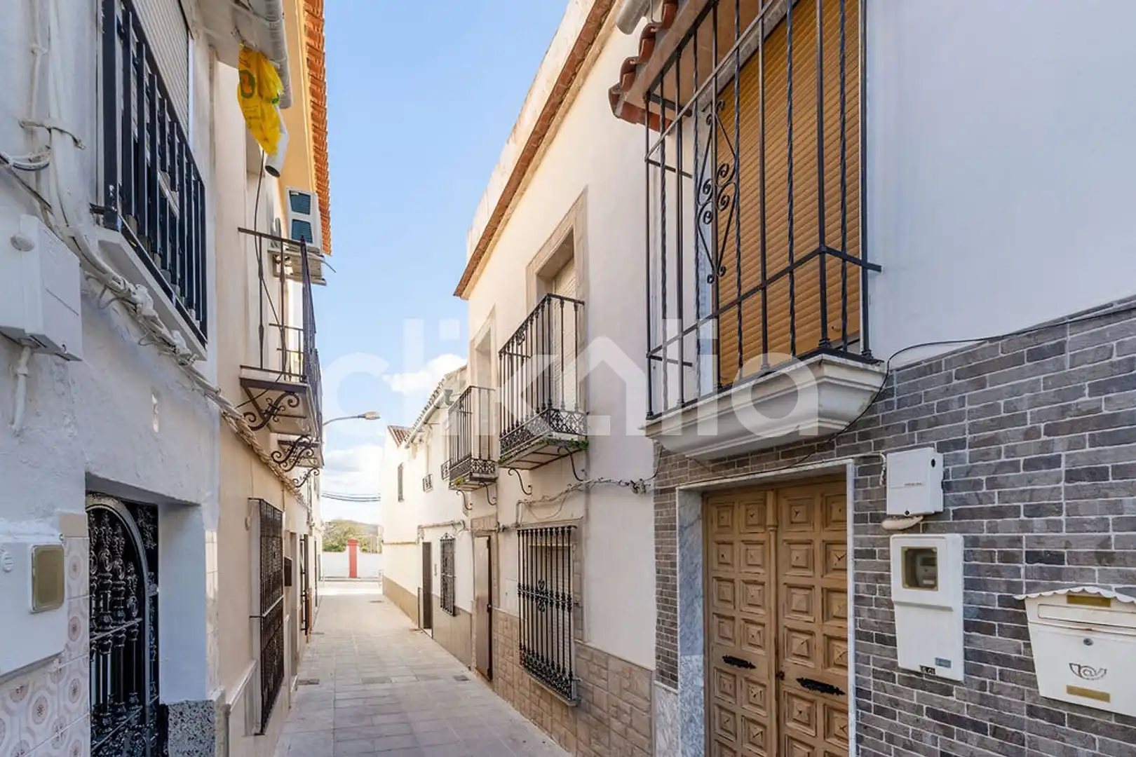 Vista exterior de Casa o xalet en venda en Puente Genil amb Terrassa