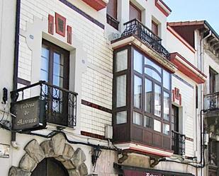 Vista exterior de Casa adosada en venda en Siero amb Parquet, Terrassa i Traster