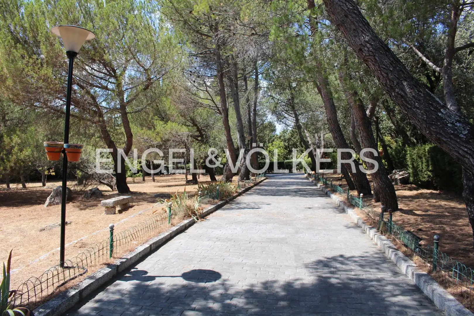 Casa o chalet en venta en Cabanillas de la Sierra con Calefacción, Jardín privado y Piscina