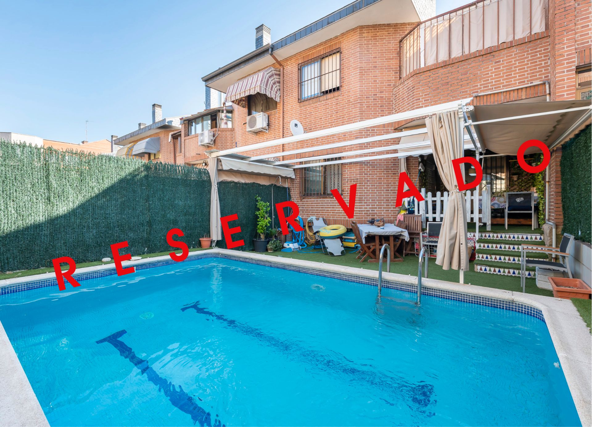Piscina de Casa adosada en venda en Villaviciosa de Odón amb Terrassa i Piscina