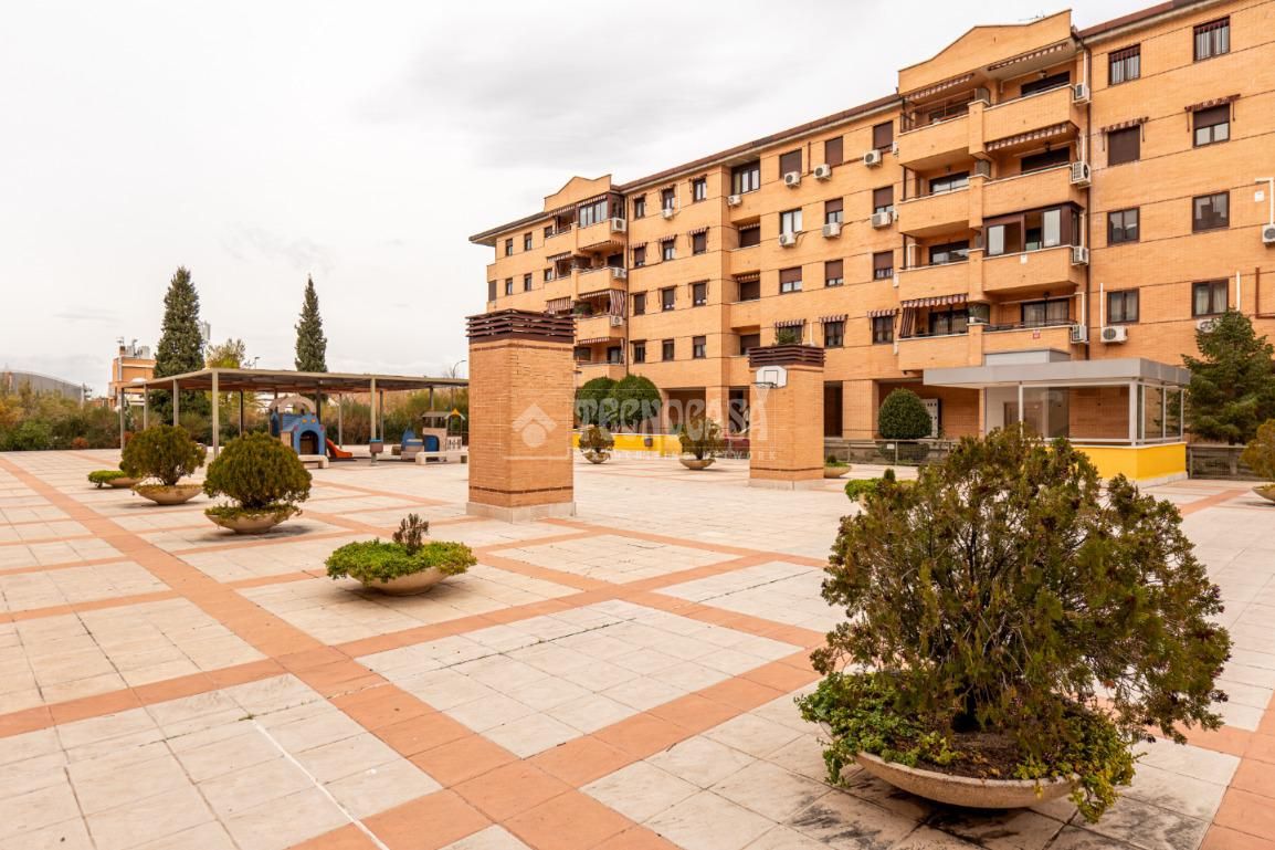 Pis en venda a Urbanizaciones