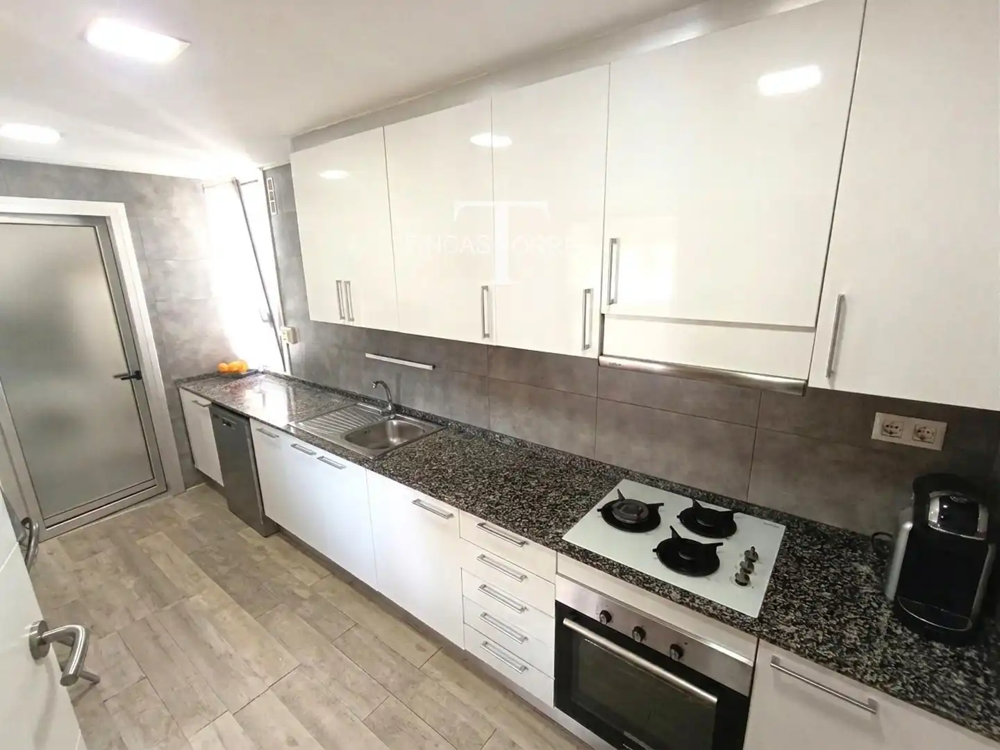 Cocina de Piso en venta en Barcelona con Aire acondicionado y Terraza