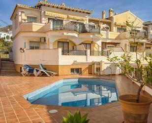 Vista exterior de Casa o xalet en venda en Nerja