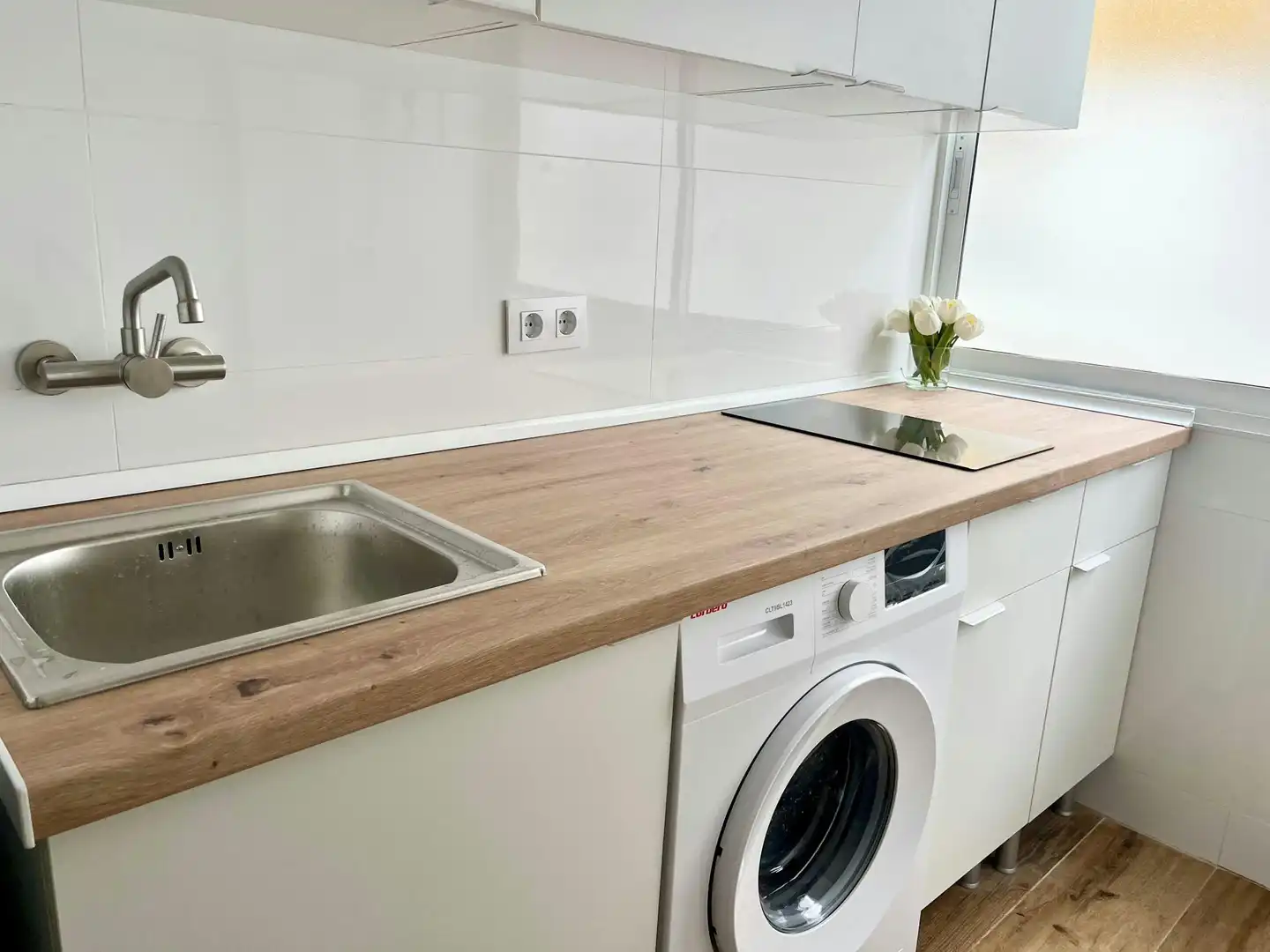 Cocina de Piso para compartir en Sevilla con Amueblado, Lavadora y TV