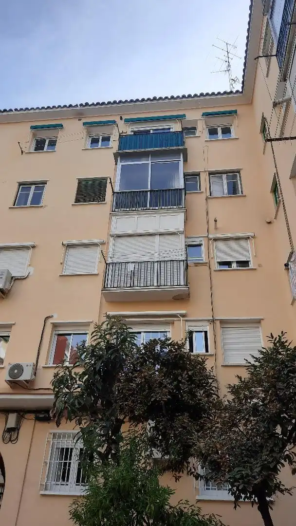 Pis de lloguer a Calle de Julián Besteiro, Cuatro Caminos - Azca
