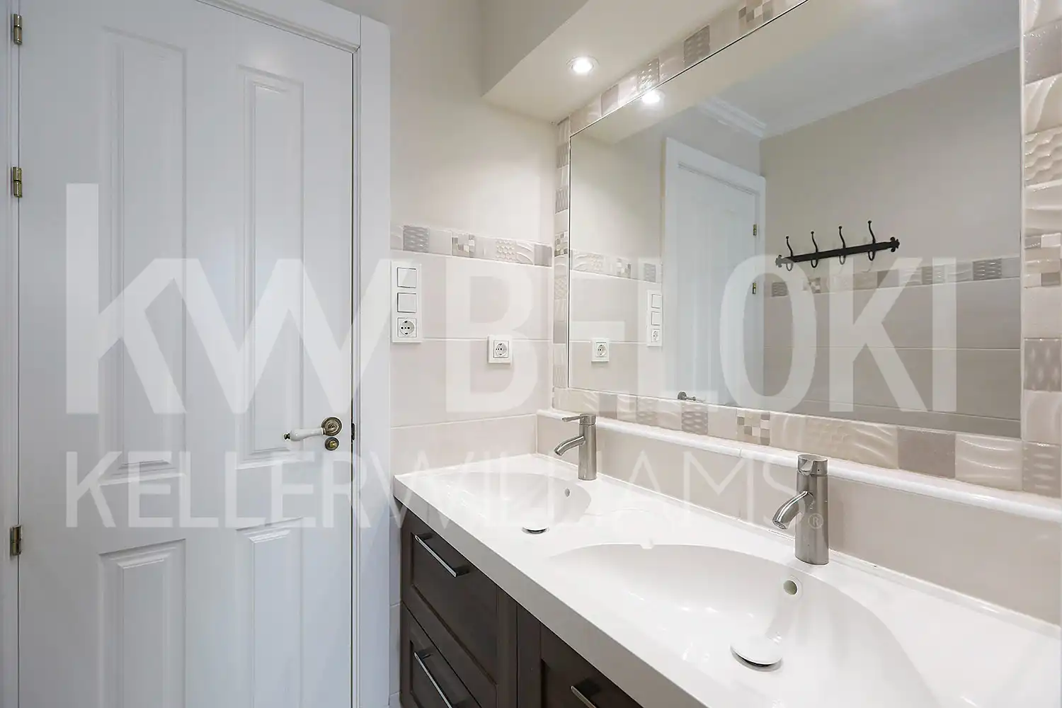Baño de Piso en venta en Irun  con Calefacción, Trastero y Balcón