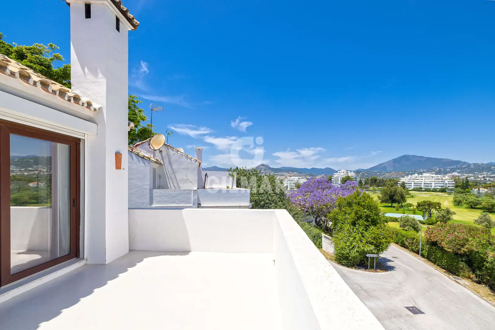 Exterior view of Detached homes for sale in Marbella  with Heating, Private garden and Swimming Pool