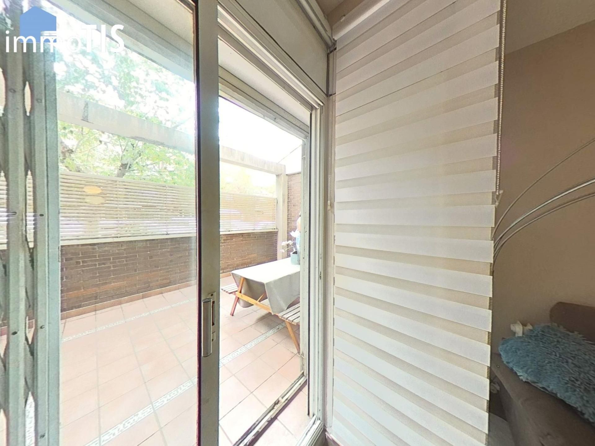 Terrassa de Planta baixa en venda en Vilanova i la Geltrú amb Aire condicionat, Calefacció i Jardí privat
