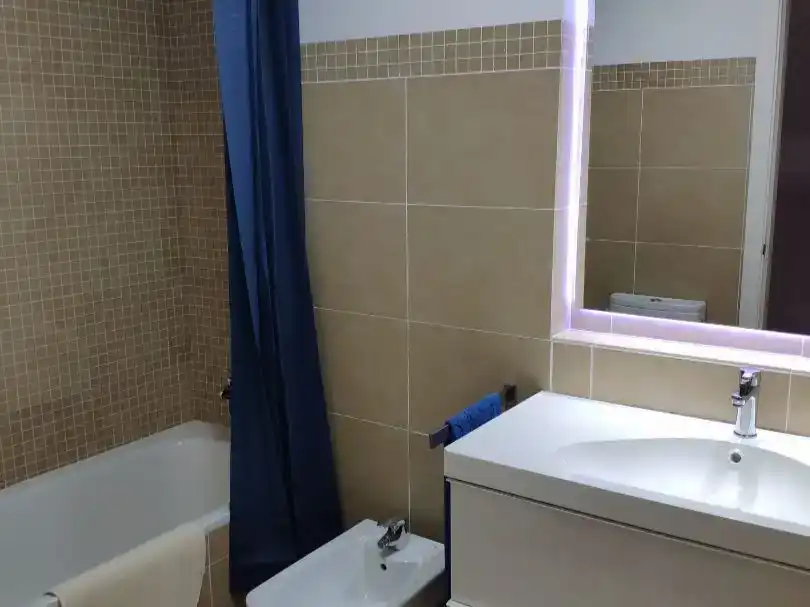 Bathroom of Flat for sale in Benalmádena  with Swimming Pool and Balcony