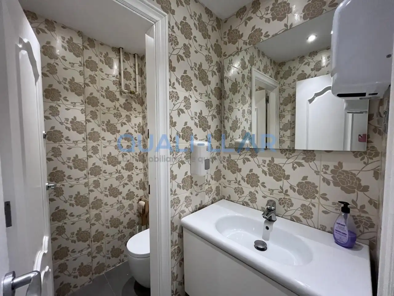 Local comercial en traspaso en Dels Pins, imagen 13