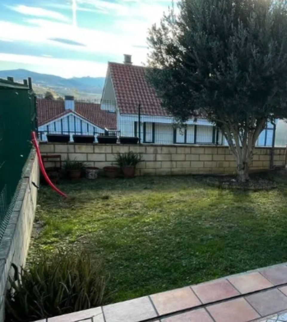 Garden of House or chalet for sale in Abanto y Ciérvana-Abanto Zierbena  with Private garden, Terrace and Furnished