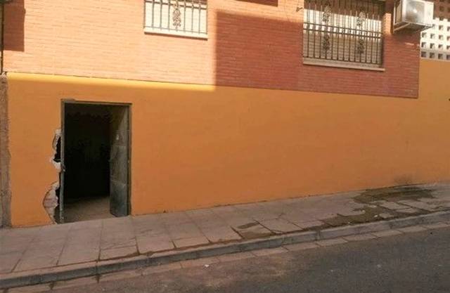Local comercial en Venta en Calle Bernardo el de los Lobitos en Nueva Alcalá