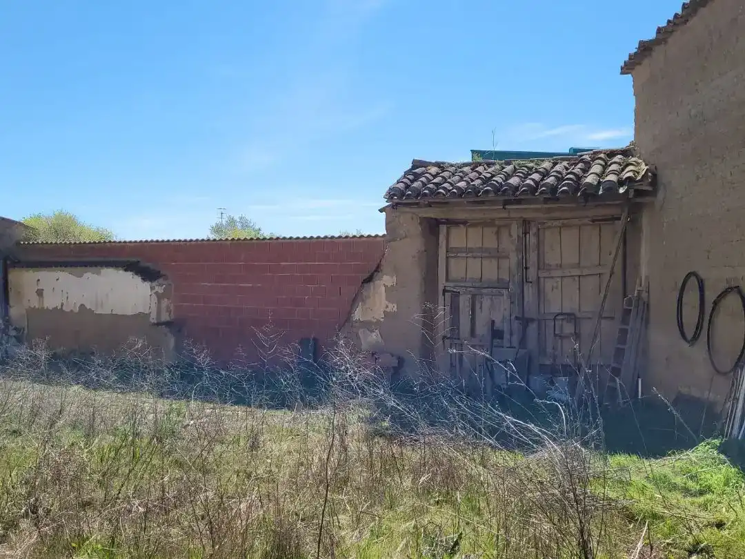 Vista exterior de Pis en venda en Palazuelo de Vedija, Valladolid