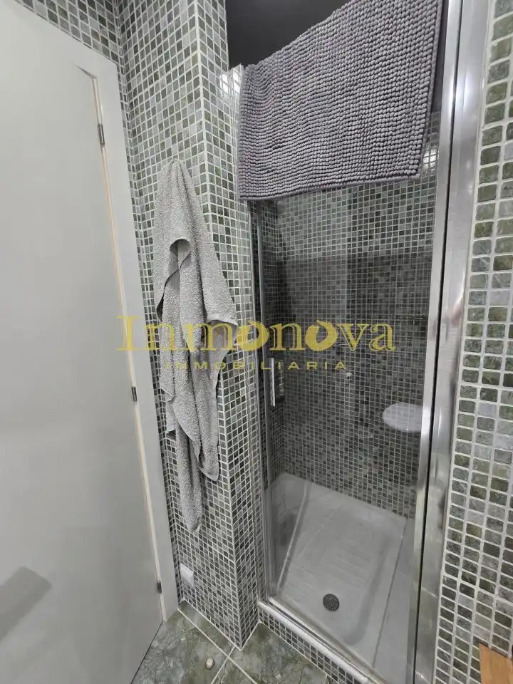 Badezimmer von Wohnung zur Miete in O Porriño   mit Heizung, Terrasse und Abstellraum