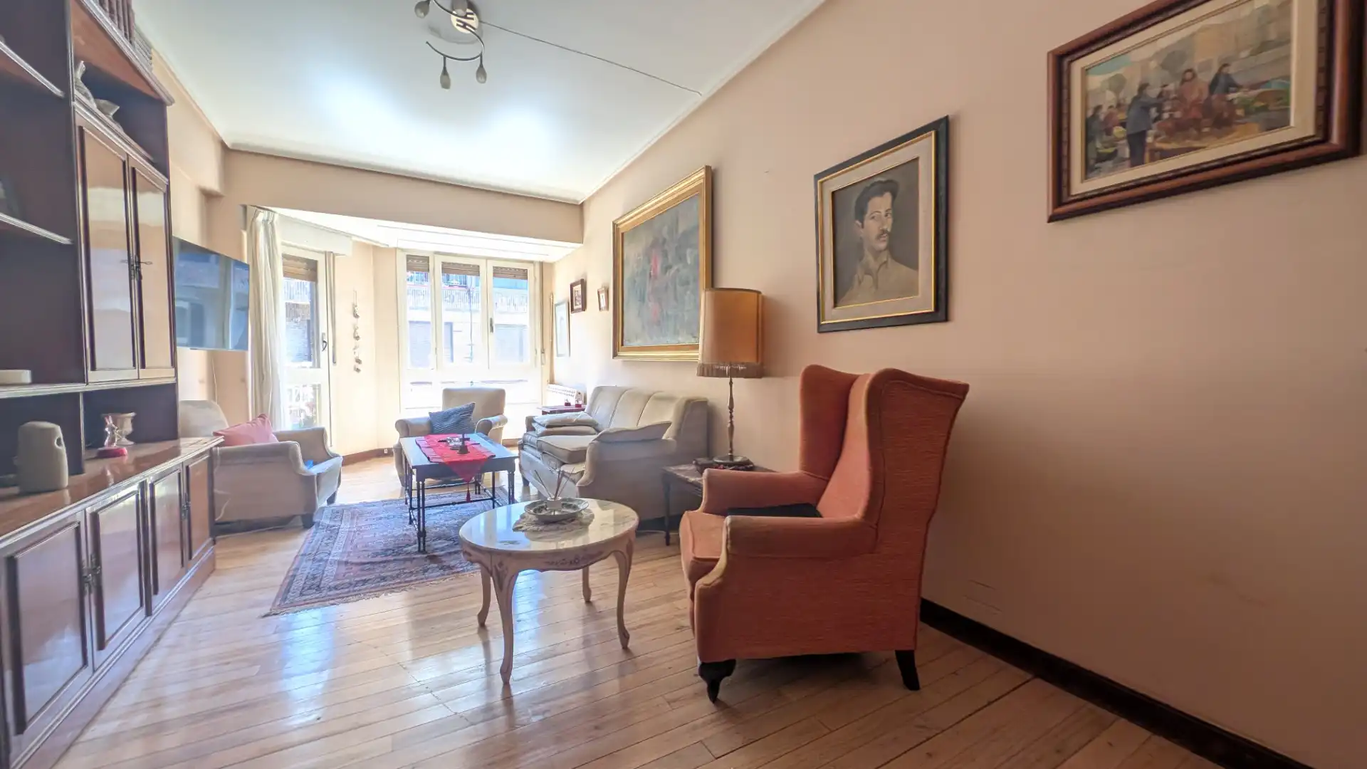 Sala d'estar de Pis en venda en Getxo  amb Calefacció, Traster i Moblat