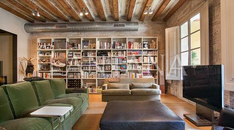 Foto 4 de Piso en venta en Carrer D'en Xuclà, El Raval, Barcelona Capital