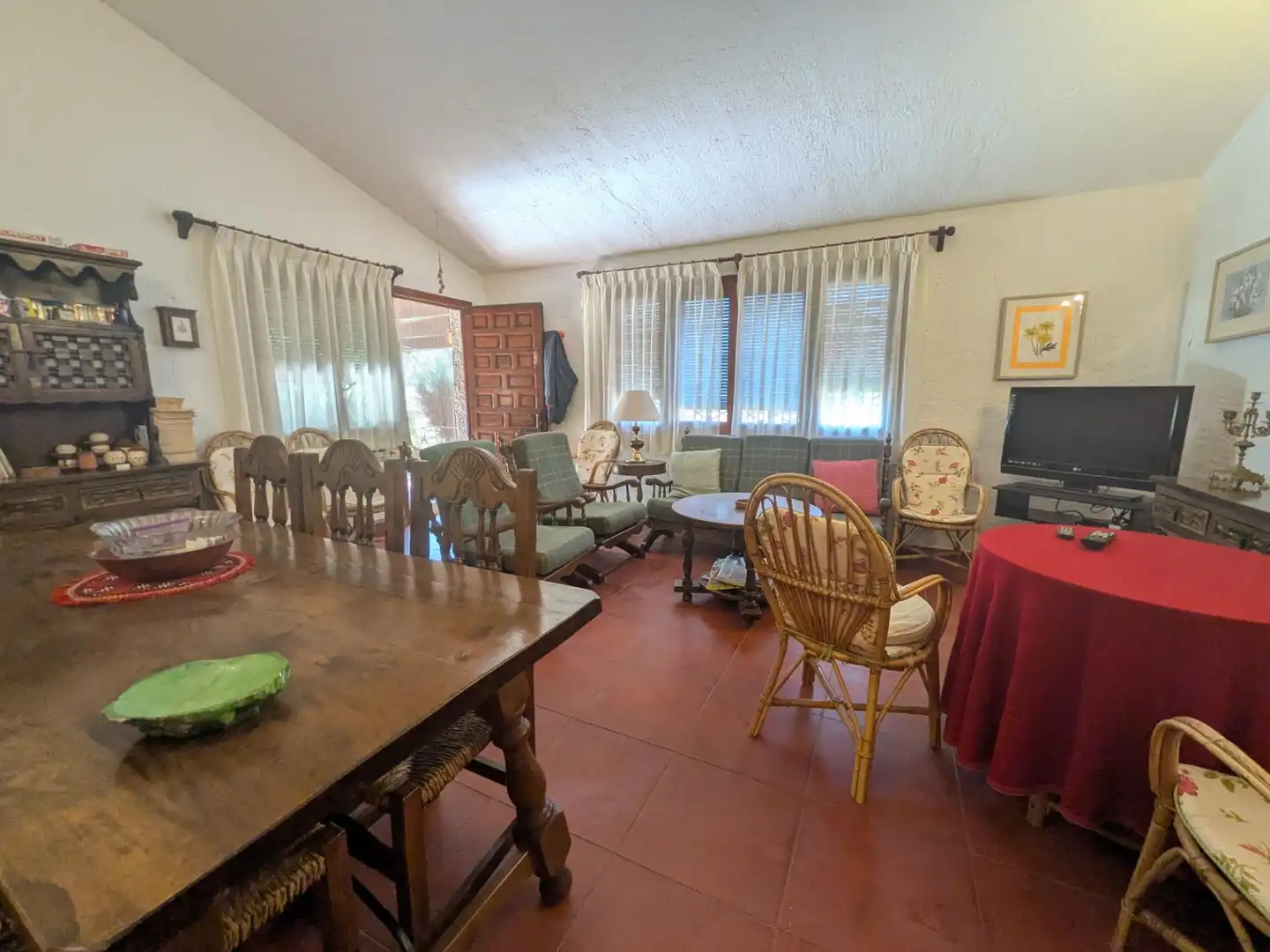 Menjador de Casa adosada en venda en Villalbilla amb Calefacció