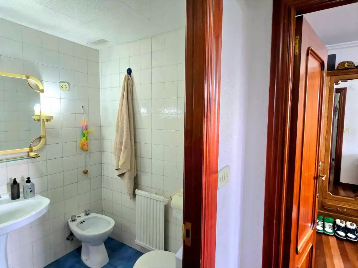 Bany de Pis en venda en Valdegovia / Gaubea amb Jardí privat, Parquet i Traster
