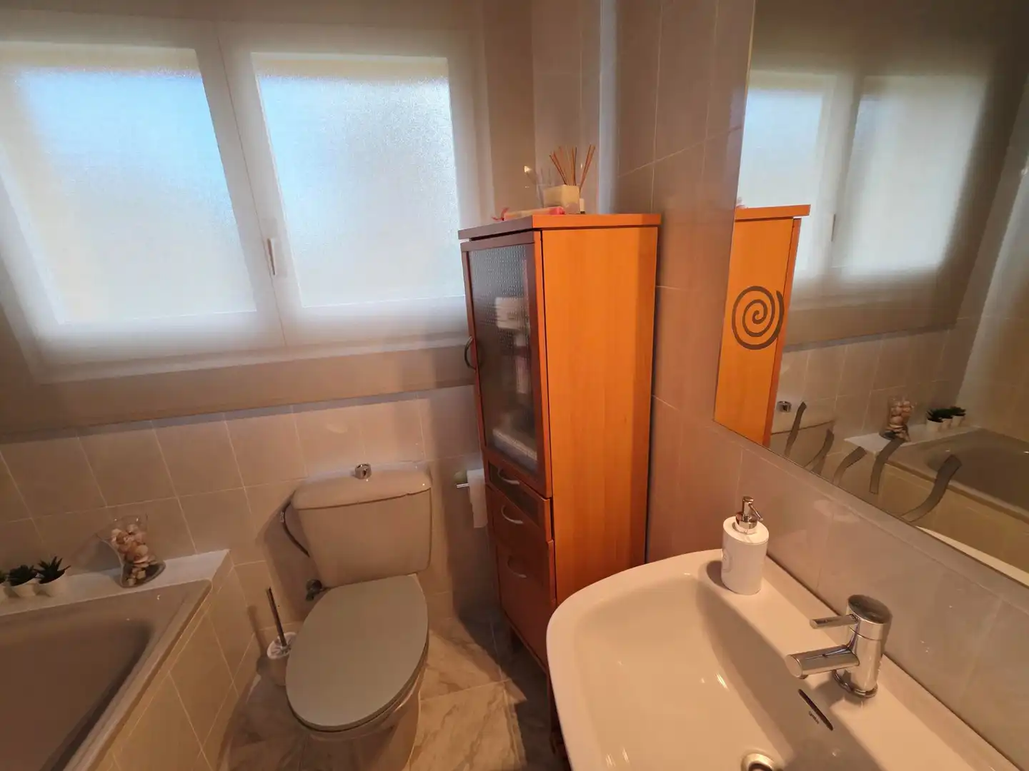 Baño de Casa o chalet en venta en Vallirana con Calefacción, Jardín privado y Terraza