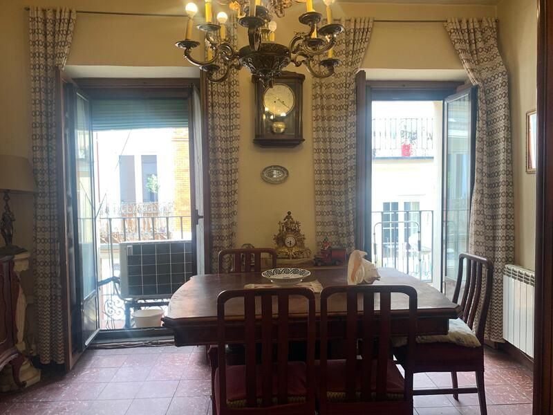 Dining room of Flat for sale in  Madrid Capital  with Air Conditioner, Heating and Storage room