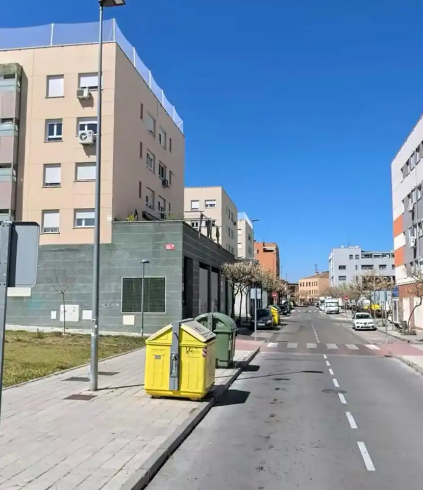Parking for sale in Paseo de María de Maeztu 12, imagen 3